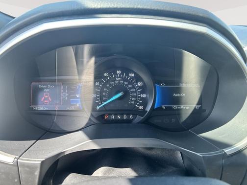 STAR WHITE 2021 Ford Edge ST Line