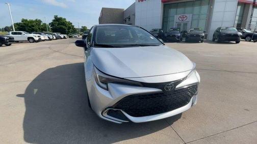 2025 Toyota Corolla Hatchback XSE