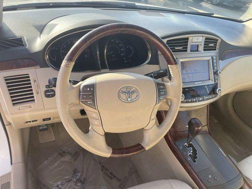 2011 Toyota Avalon Limited