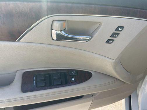 2011 Toyota Avalon Limited