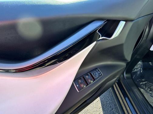 2020 Tesla Model X Long Range Plus Dual Motor All-Wheel Drive