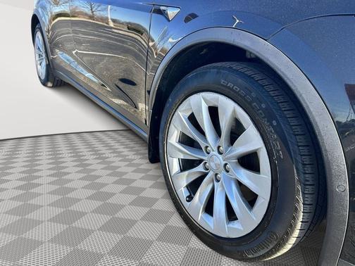 2020 Tesla Model X Long Range Plus Dual Motor All-Wheel Drive