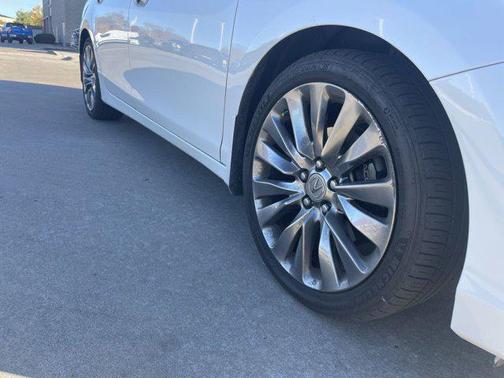 2016 Acura RLX Technology Package