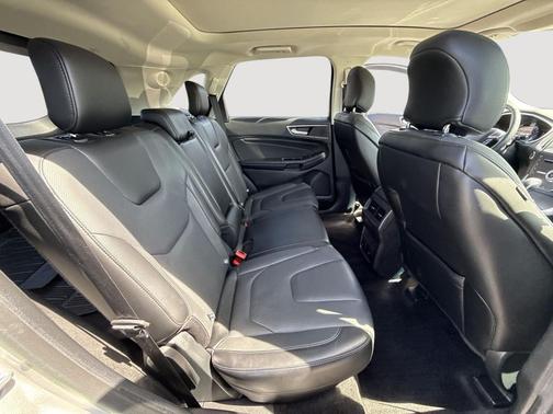 INGOT SILVER METALLIC 2017 Ford Edge Titanium