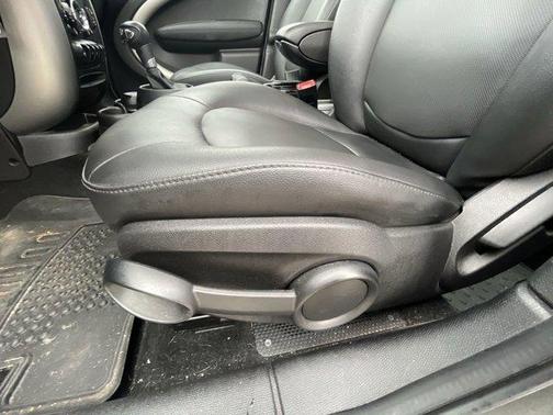 2013 MINI Countryman Cooper