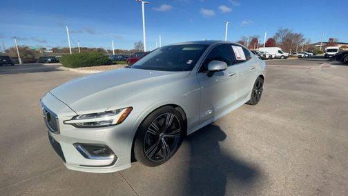 2019 Volvo S60 T5