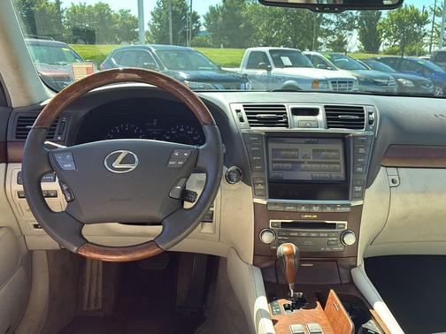 Starfire Pearl 2011 Lexus LS 460 L
