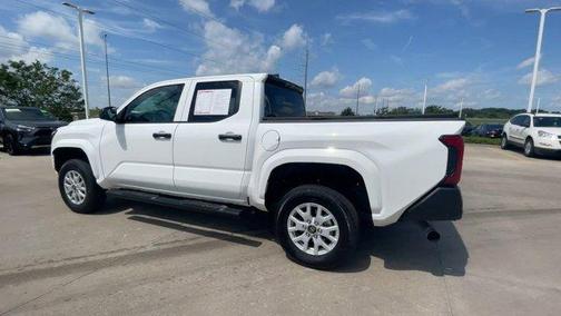 2025 Toyota Tacoma SR