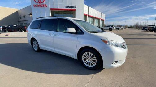 2015 Toyota Sienna XLE