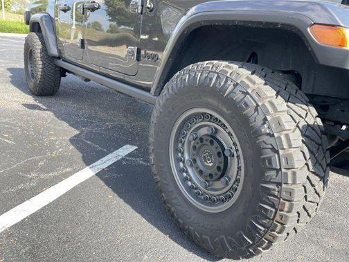 2022 Jeep Gladiator Willys 4x4