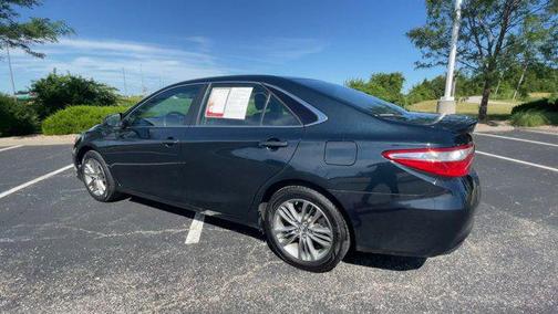 2016 Toyota Camry SE
