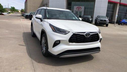2021 Toyota Highlander Platinum