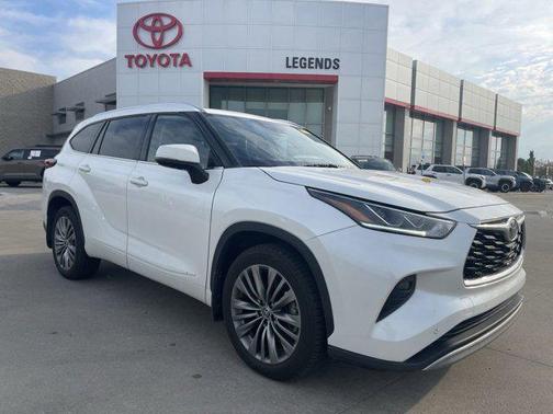 2021 Toyota Highlander Platinum