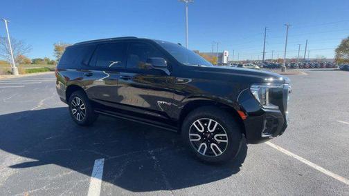 2024 GMC Yukon 4WD AT4