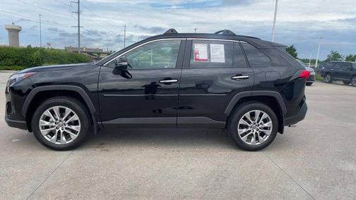 2022 Toyota RAV4 Limited