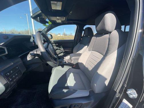 2024 Toyota Tacoma Hybrid TRD Off Road