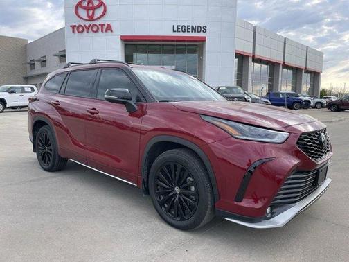 2025 Toyota Highlander XSE