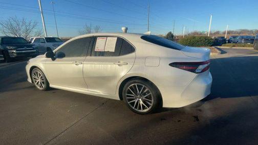 2024 Toyota Camry Hybrid XLE