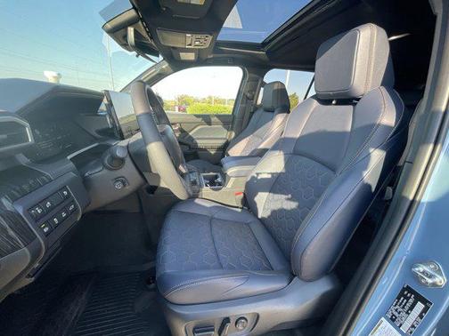 2025 Toyota 4Runner Hybrid Platinum