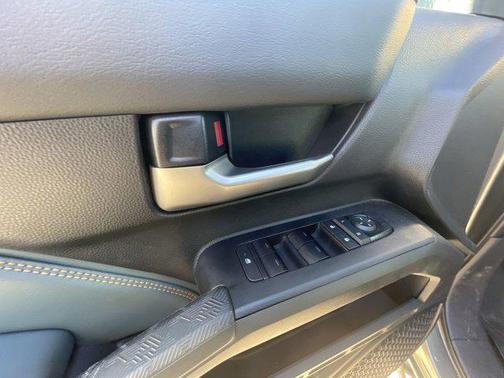 2024 Toyota Tacoma Hybrid Trailhunter