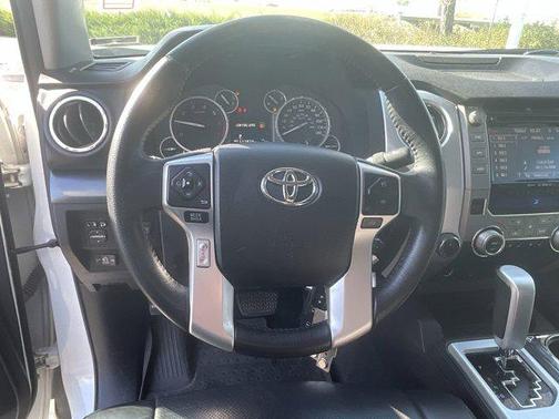 2017 Toyota Tundra Platinum