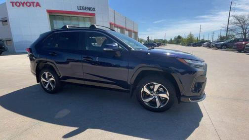 2025 Toyota RAV4 Hybrid SE