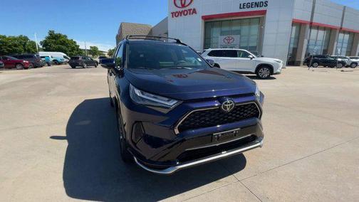 2025 Toyota RAV4 Hybrid SE