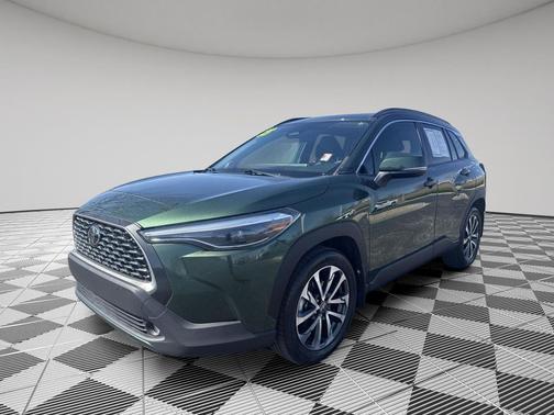 2023 Toyota Corolla Cross XLE