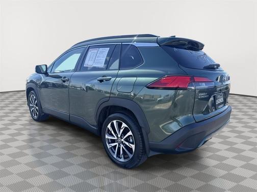 2023 Toyota Corolla Cross XLE