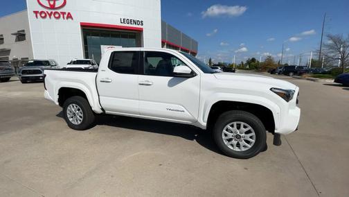 2025 Toyota Tacoma SR5