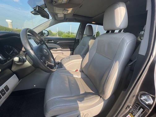 2015 Toyota Highlander Limited