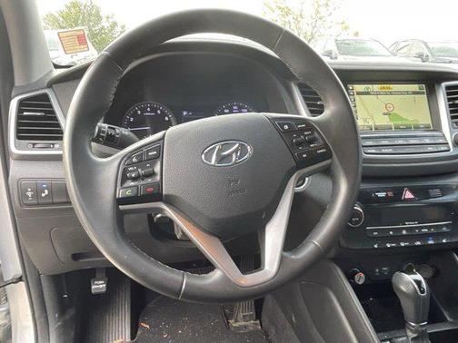 2017 Hyundai TUCSON SE Plus