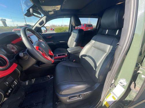 2022 Toyota Tacoma TRD Sport