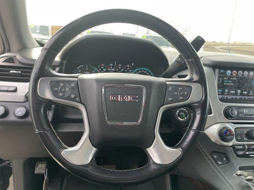 2019 GMC Yukon SLT
