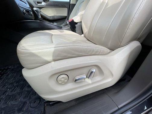 2015 Audi Q5 2.0T Premium Plus