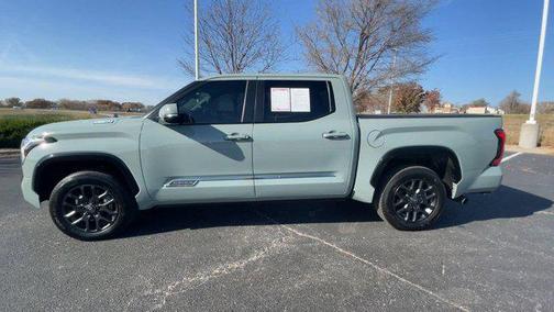 2025 Toyota Tundra Hybrid Platinum