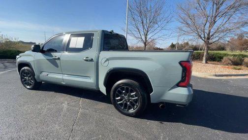 2025 Toyota Tundra Hybrid Platinum