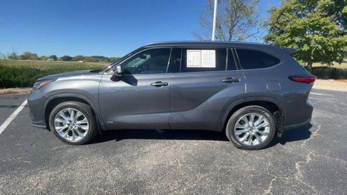 2021 Toyota Highlander Hybrid Limited