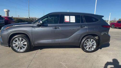 2021 Toyota Highlander Hybrid Limited