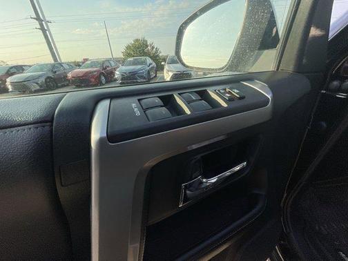 2017 Toyota 4Runner SR5 Premium