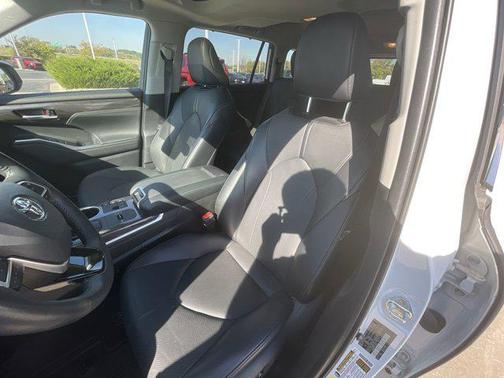 2023 Toyota Highlander Hybrid Limited