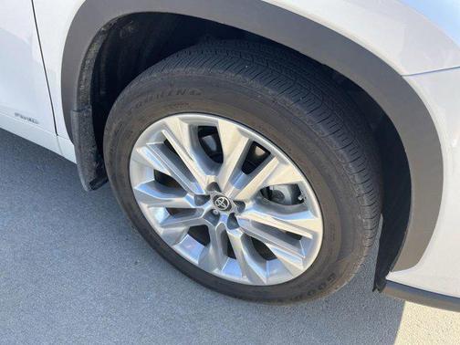2023 Toyota Highlander Hybrid Limited
