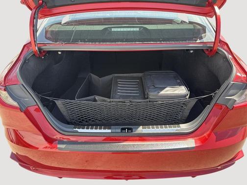 Supersonic Red w/Midnight Black Metallic Roof 2026 Toyota Camry XSE