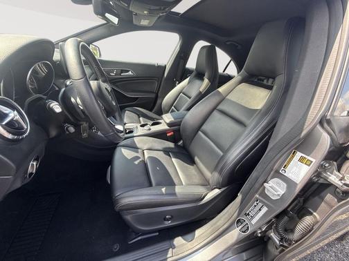 2018 Mercedes-Benz CLA 250 4MATIC