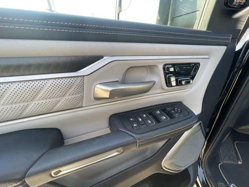 2025 RAM 1500 ST