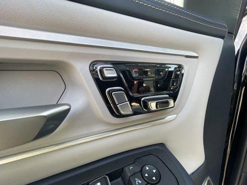 2025 RAM 1500 ST