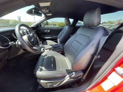 2021 Ford Mustang EcoBoost