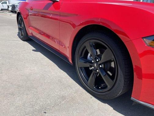 2021 Ford Mustang EcoBoost