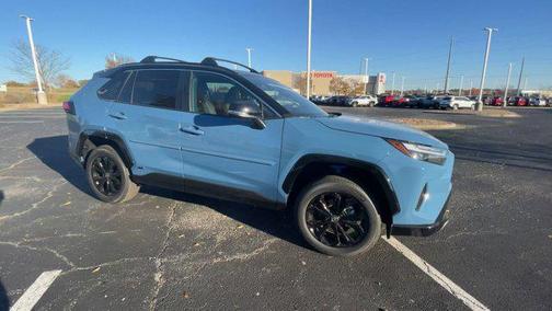 2025 Toyota RAV4 Hybrid SE