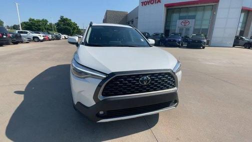 2024 Toyota Corolla Cross XLE